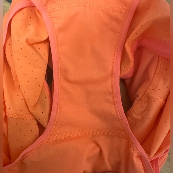 Lululemon Final Lap Short (2.5") Pop Orange Sz 6 - Picture 7 of 9